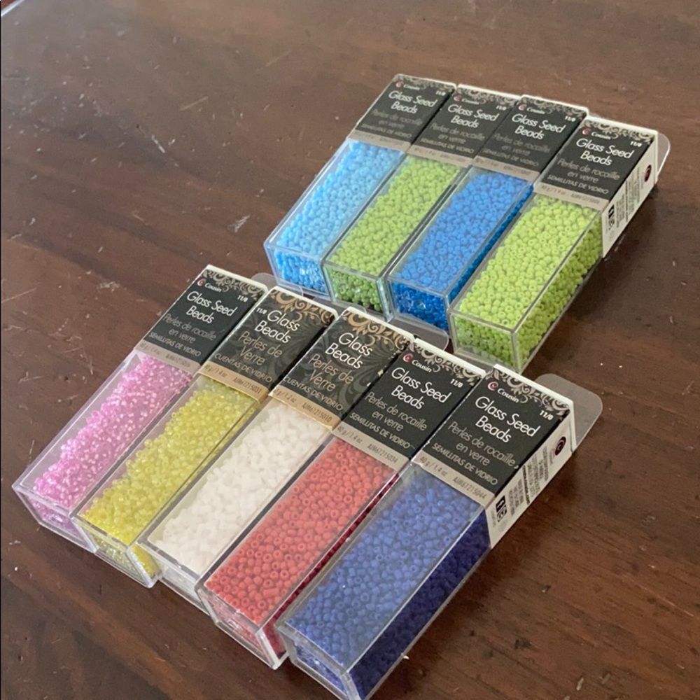 Glass seed beads few colors 9 cases